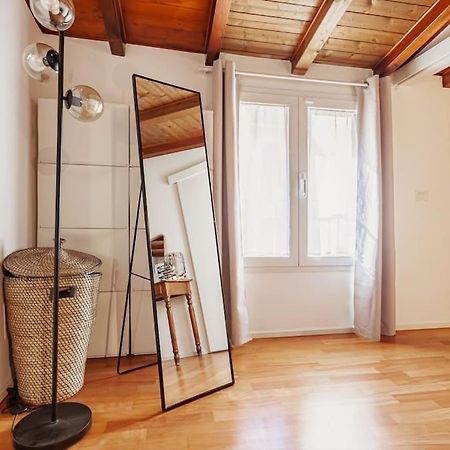 ミラノElegante Loft Su 2 Piani A 5 Minuti Da San Siroアパートメント エクステリア 写真